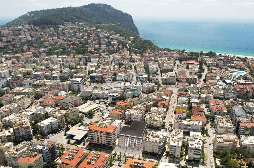 Stilvolles 1+1 Apartment mit Meerblick in Alanya Zentrum