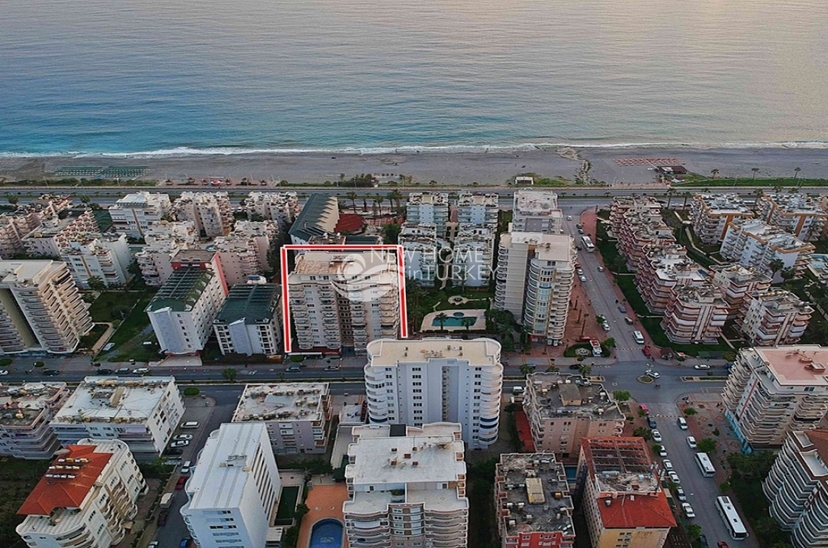 Substantially furnished apartment is 100m away from the beach 