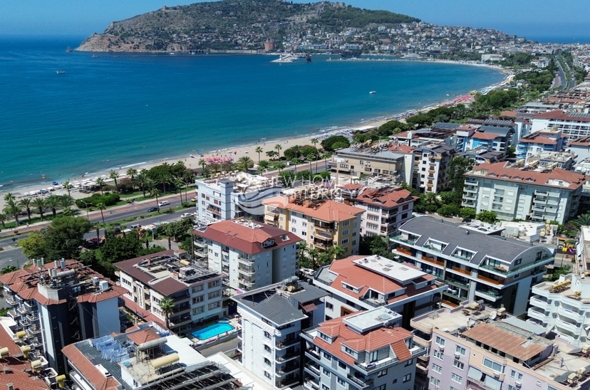 Luksus 4+1 Lejlighed med Fantastisk Udsigt, Alanya Centrum
