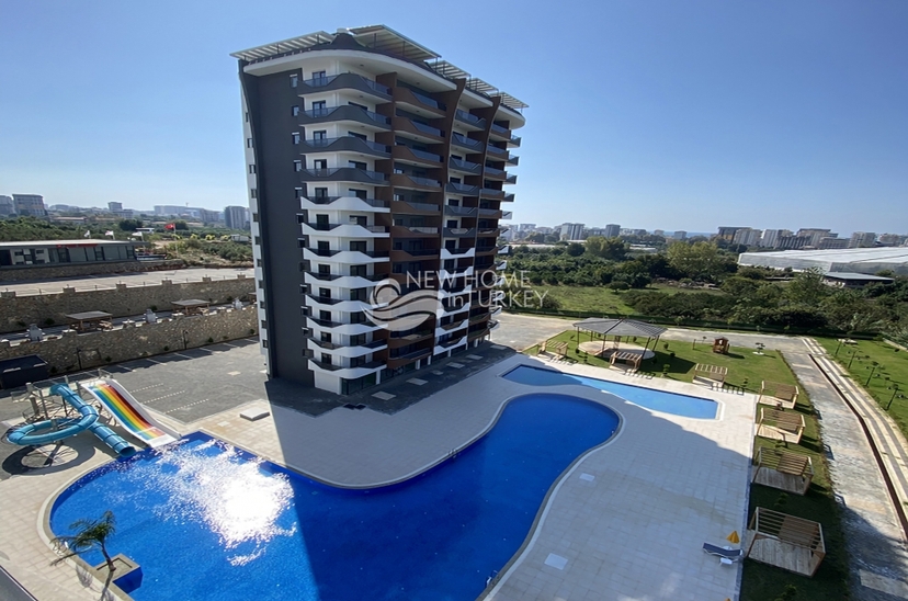 Luksuriøs 1+1 leilighet med fjellutsikt i Alanya