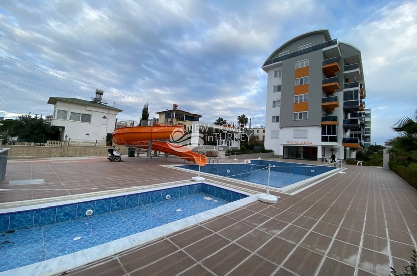 Luxuriöses 3+1 Penthouse mit Bergblick in Avsallar, Alanya