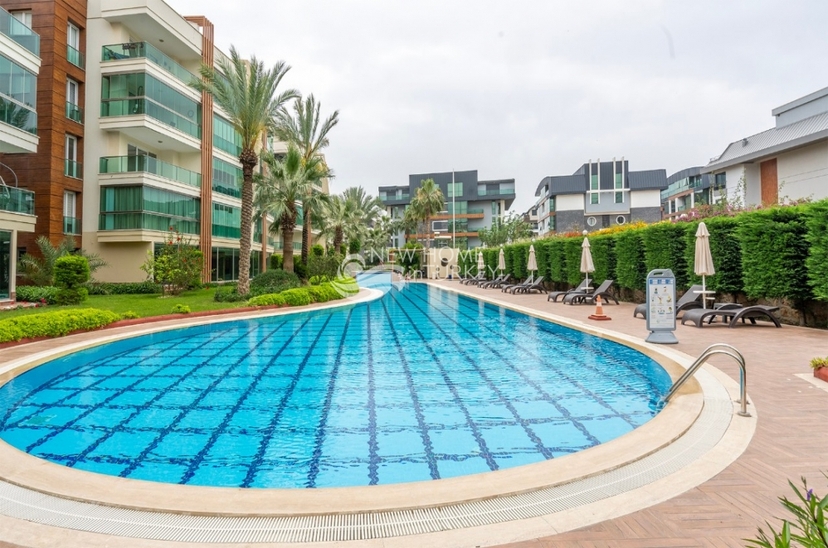 Luxury 2+1 Apartment with Mountain Views in Alanya-OBA
