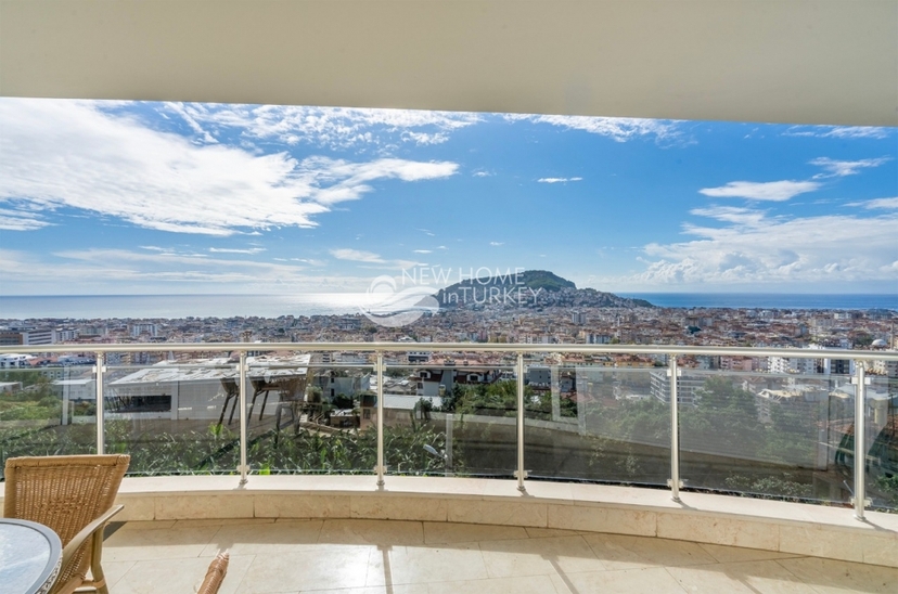 Luxurious 4+1 Apartment with Spectacular Views in Hasbahce, Alanya