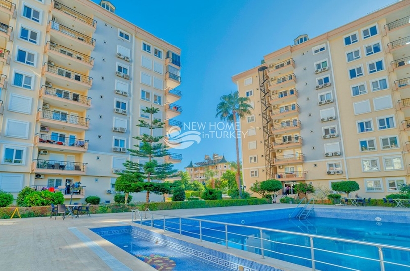 Modern 2+1 Apartment with Mountain View in Alanya Center