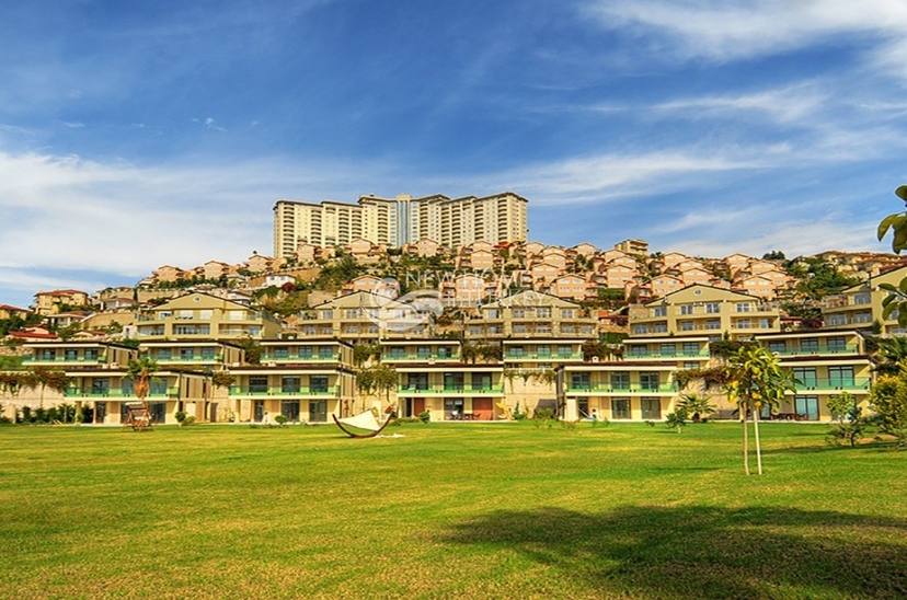 Lyxig 2+1 lägenhet med havs- och bergsutsikt, Alanya - Kargicak
