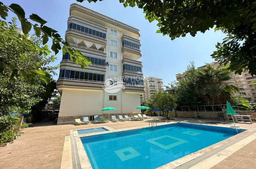 Luxury 4+1 Apartment with Sea and Mountain Views in Mahmutlar