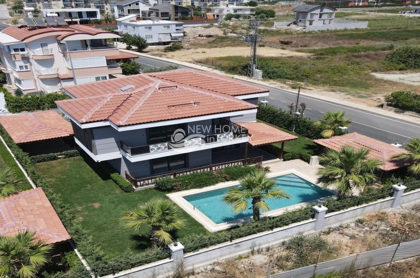 Luxury 4+1 Mountain View Villa in Belek