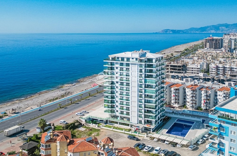 Luxurious 4+1 Apartment with Stunning Sea and Castle Views