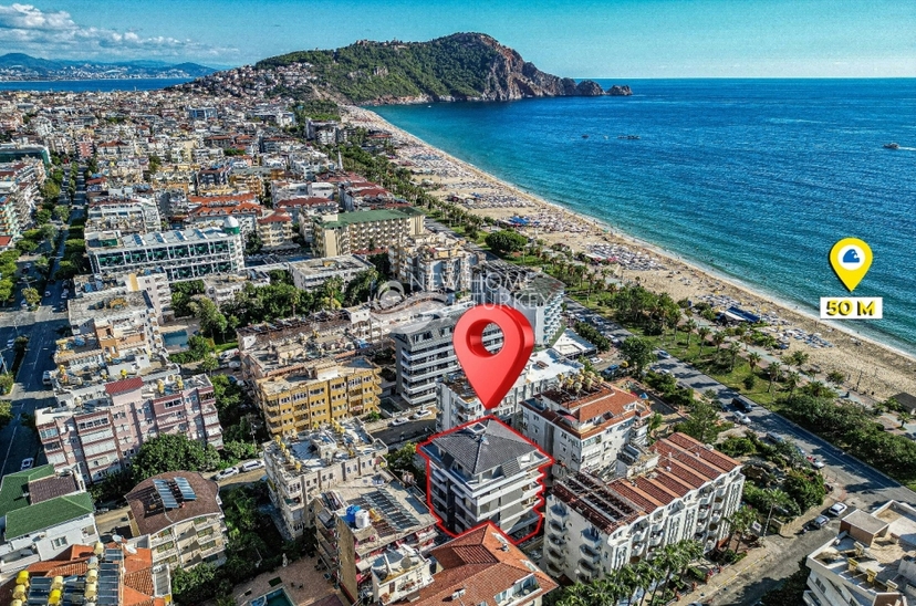 Luxury 2+1 Penthouse with Mountain View in Alanya Center
