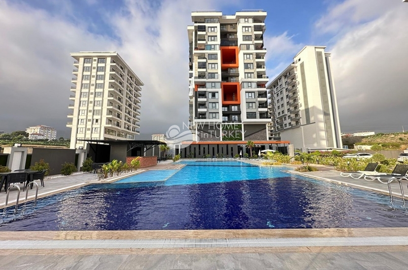 Luxuriöses 1+1 Apartment mit Bergblick in Mahmutlar