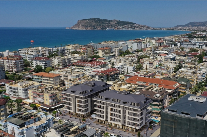 Lyxig 1+1 lägenhet med bergsutsikt i Alanya - Oba