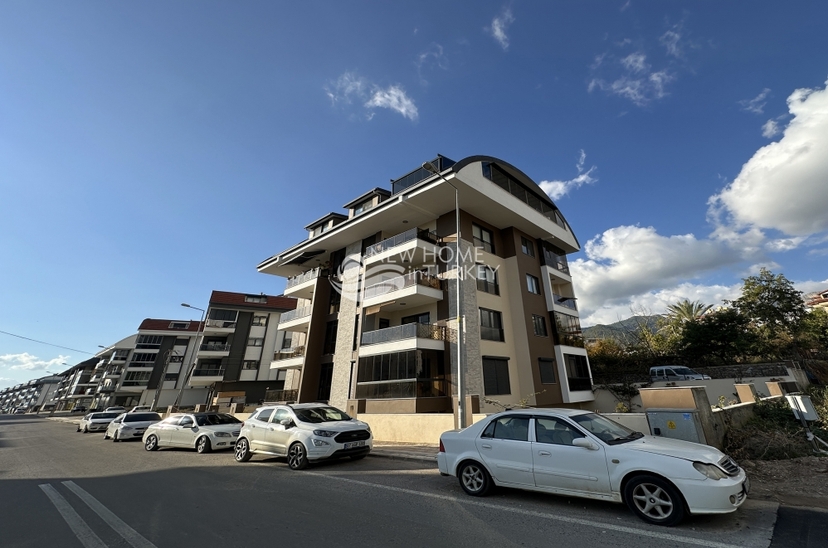 Bergblick 2+1 Wohnung in Oba, Alanya