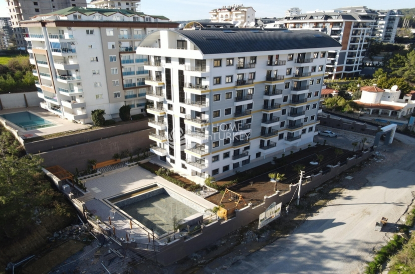 Luksuriøs 2+1 Lejlighed med Bjergudsigt i Alanya - Avsallar