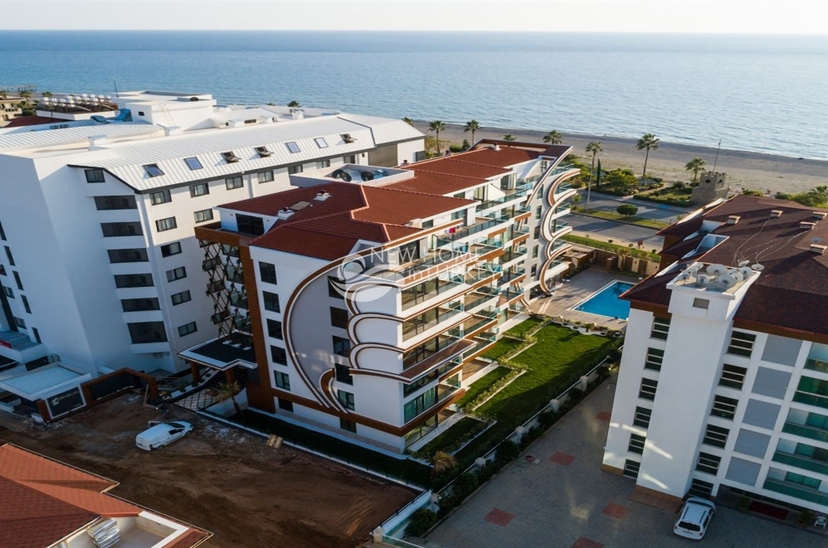 Luxuriöses 4+1 Penthouse mit atemberaubendem Meerblick und Burgblick, Alanya - Kestel