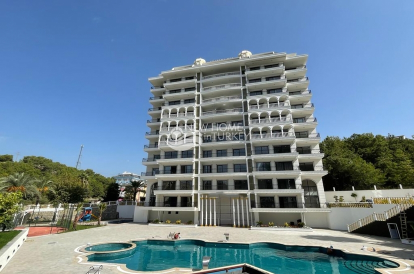 Modern 1+1 lägenhet med bergsutsikt i Avsallar, Alanya