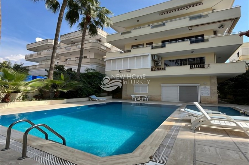 Bergblick 2+1 Wohnung in Oba, Alanya