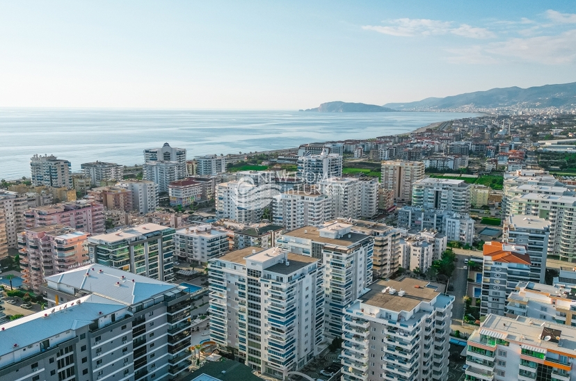 Luxury 1+1 Apartment with Sea and Mountain Views, Alanya