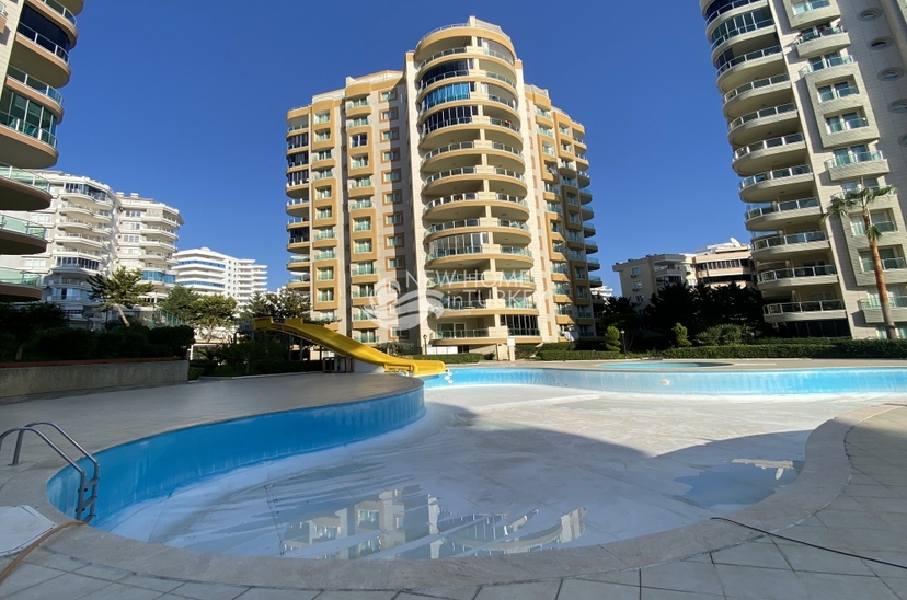 Luxury 4+1 Penthouse with Sea and Mountain Views, Alanya