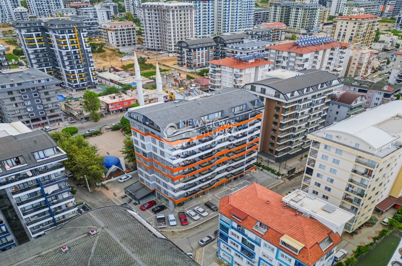 Luxuriöses 1+1 Apartment in Mahmutlar mit Bergblick