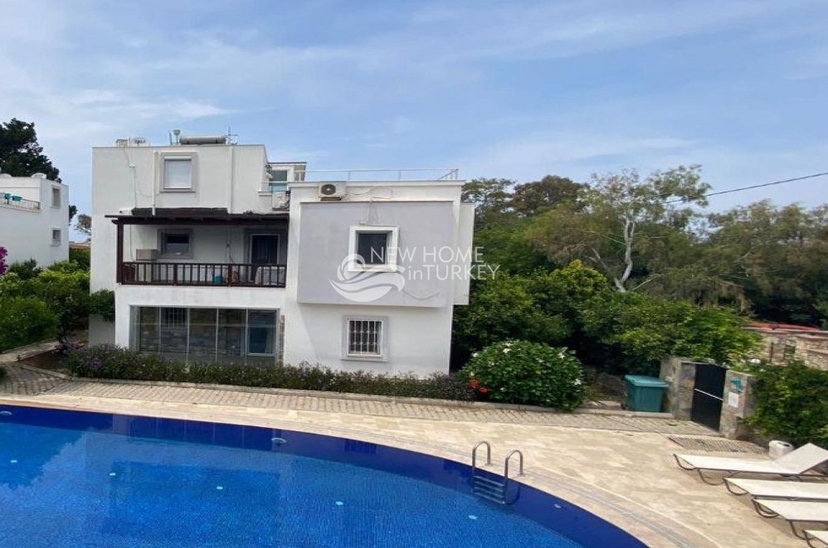 Luxurious 3+1 Villa with Mountain View in Yalikavak