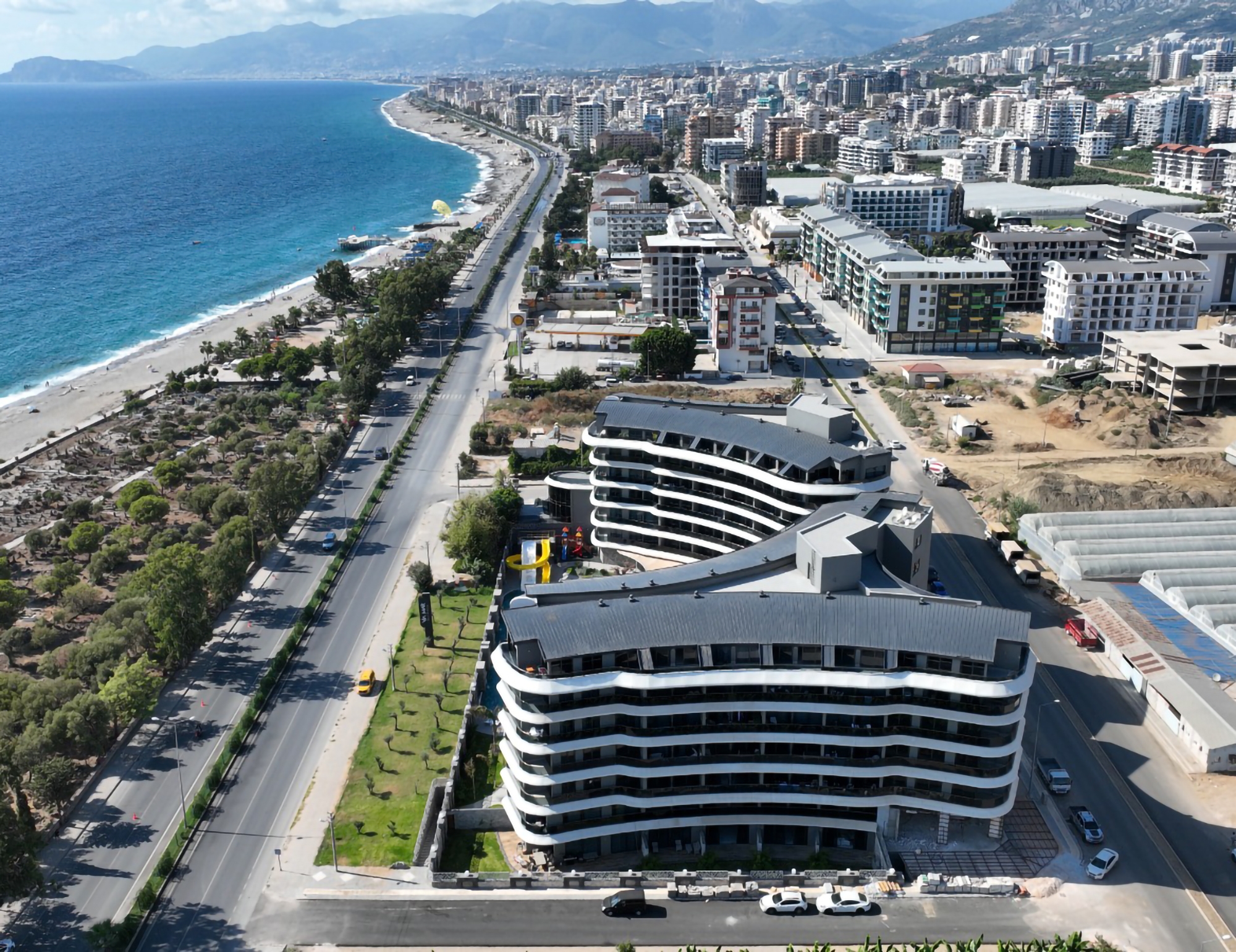 Luxury 2+1 Apartment with Stunning Views in Kargicak, Alanya