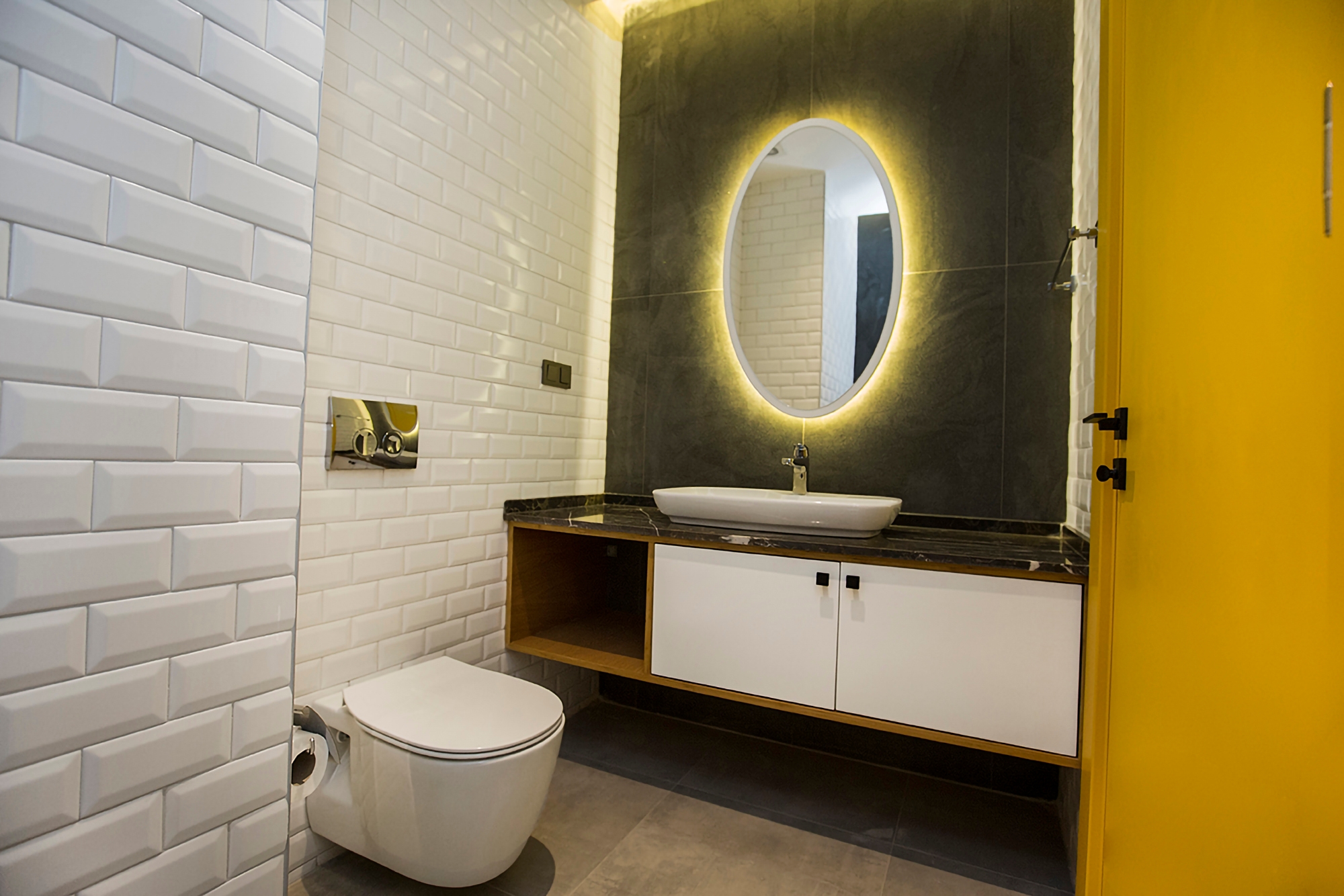 Luksus 2+1 Lejlighed med Hav, Slot og Bjergudsigt i Alanya Center
