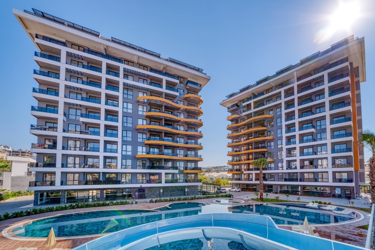 Luxury 1+1 Apartment with Sea and Mountain Views in Avsallar