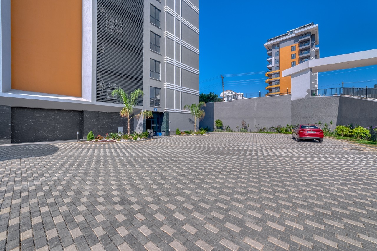 Luxury 1+1 Apartment with Sea and Mountain Views in Avsallar