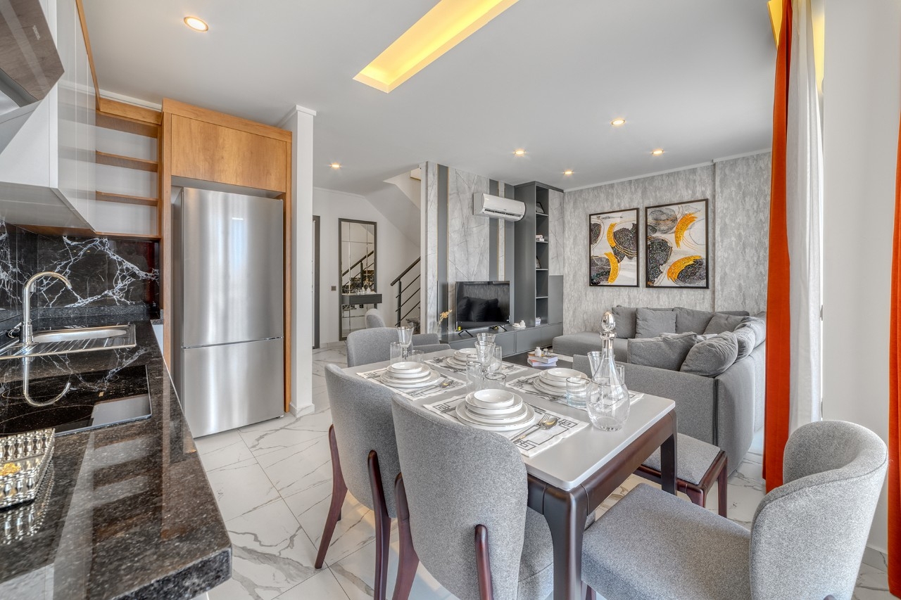 Luxury 1+1 Apartment with Sea and Mountain Views in Avsallar