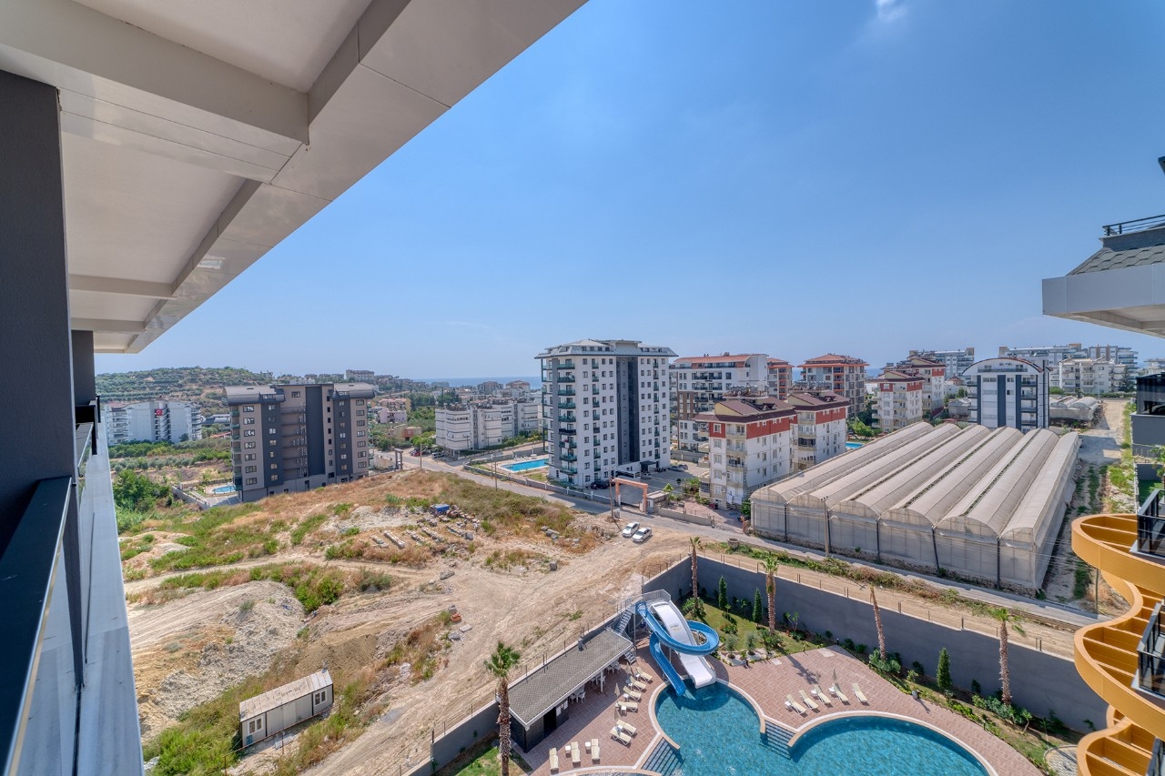 Luxury 1+1 Apartment with Sea and Mountain Views in Avsallar