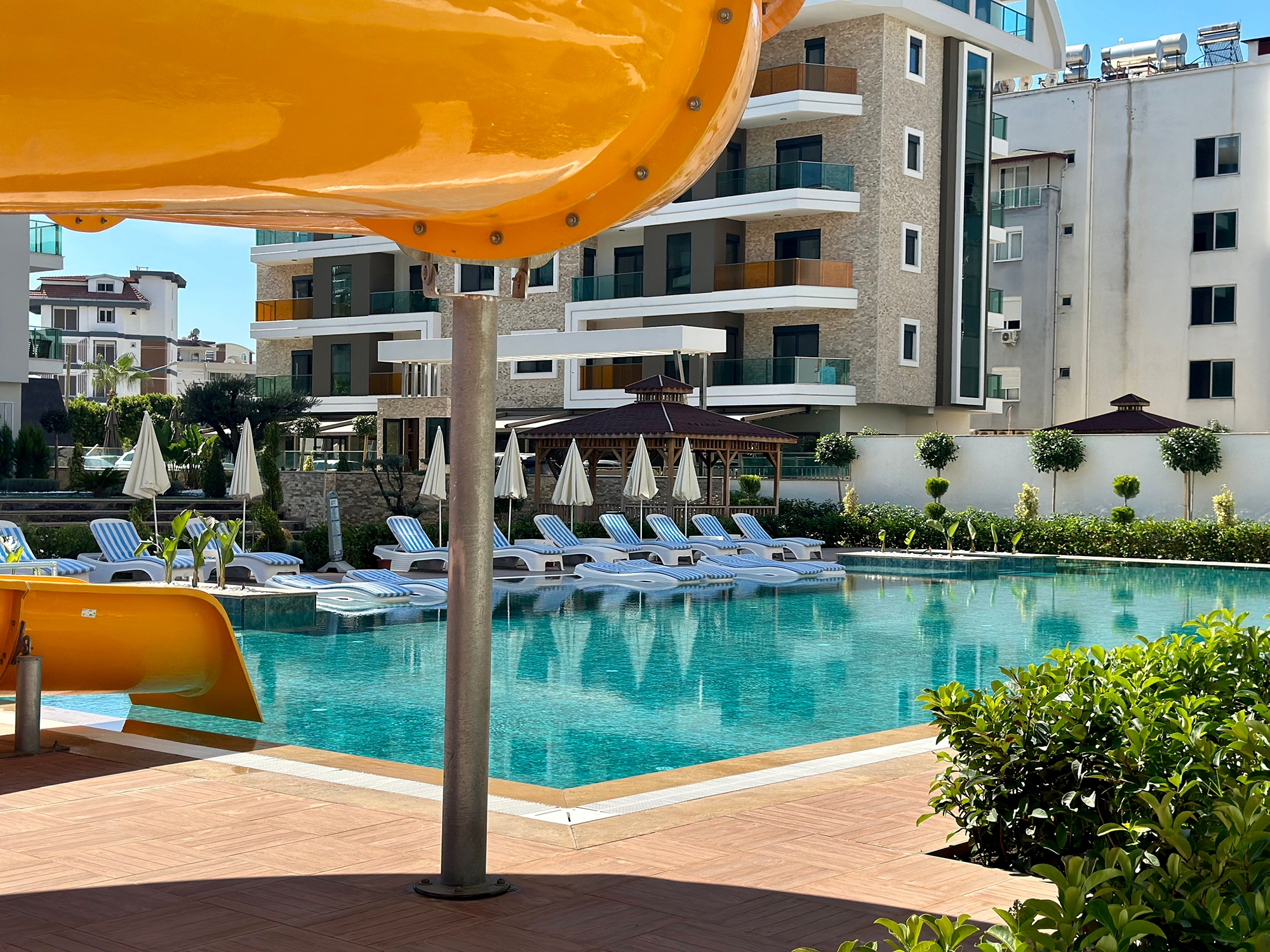 Luxuriöse 1+1 Wohnung mit Meerblick in Avsallar, Alanya