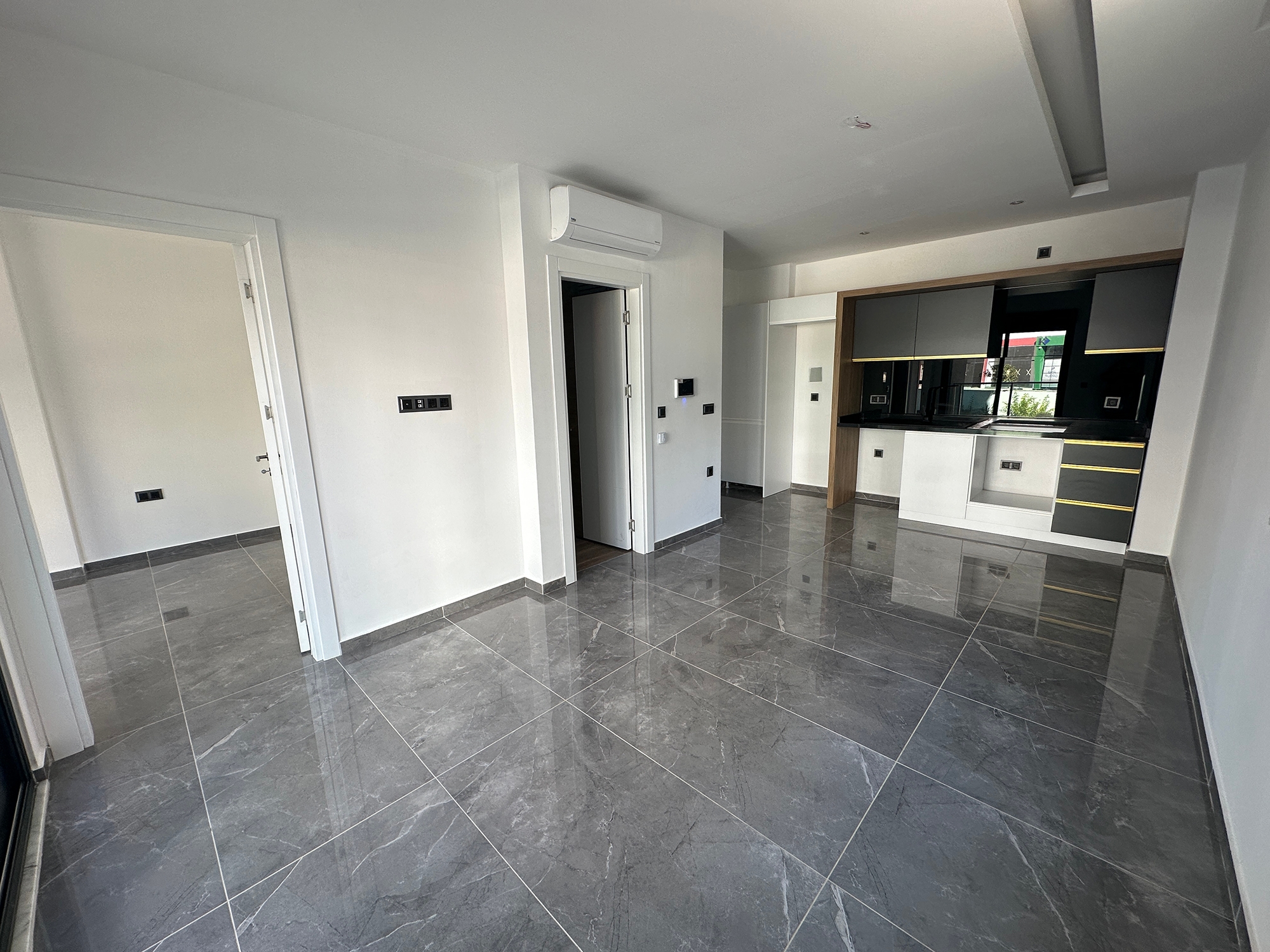 Luxuriöse 1+1 Wohnung mit Meerblick in Avsallar, Alanya