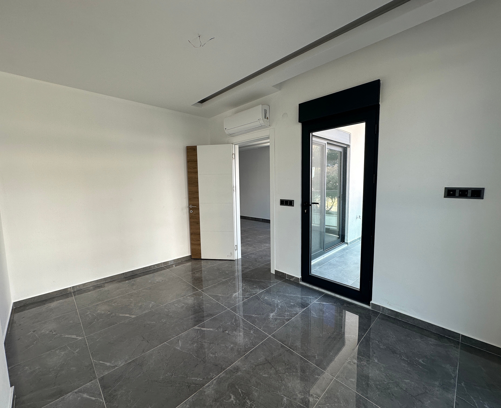 Luxuriöse 1+1 Wohnung mit Meerblick in Avsallar, Alanya