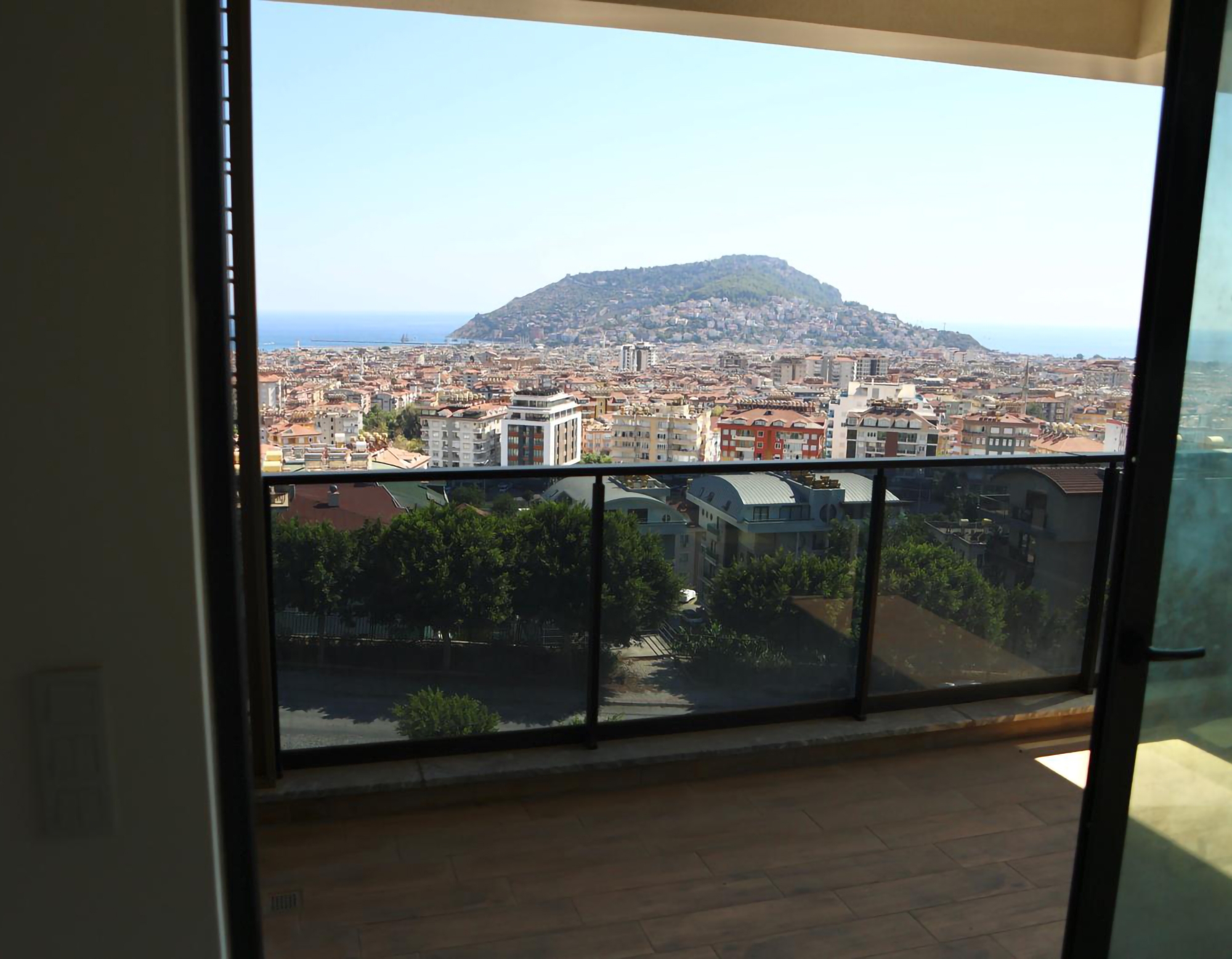 Luxuriöses 4+1 Apartment mit atemberaubendem Blick in Alanya-Hasbahce