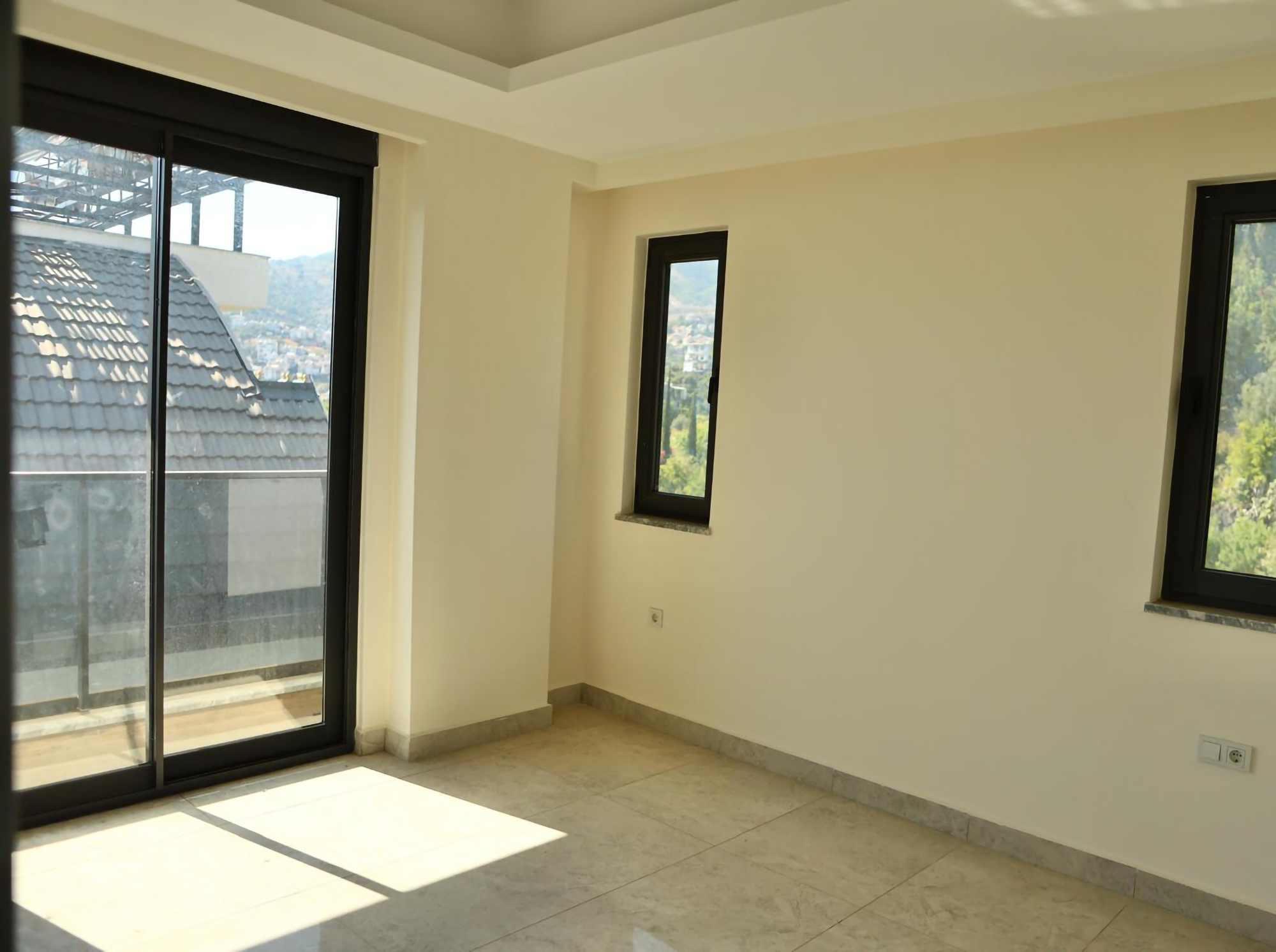 Luxuriöses 4+1 Apartment mit atemberaubendem Blick in Alanya-Hasbahce
