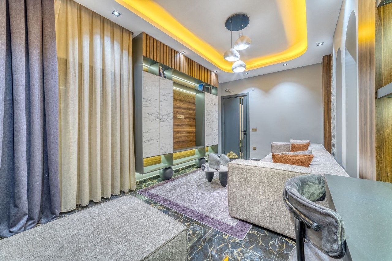 Luksuriøs 5+1 Villa med Fantastisk Udsigt i Kargicak, Alanya