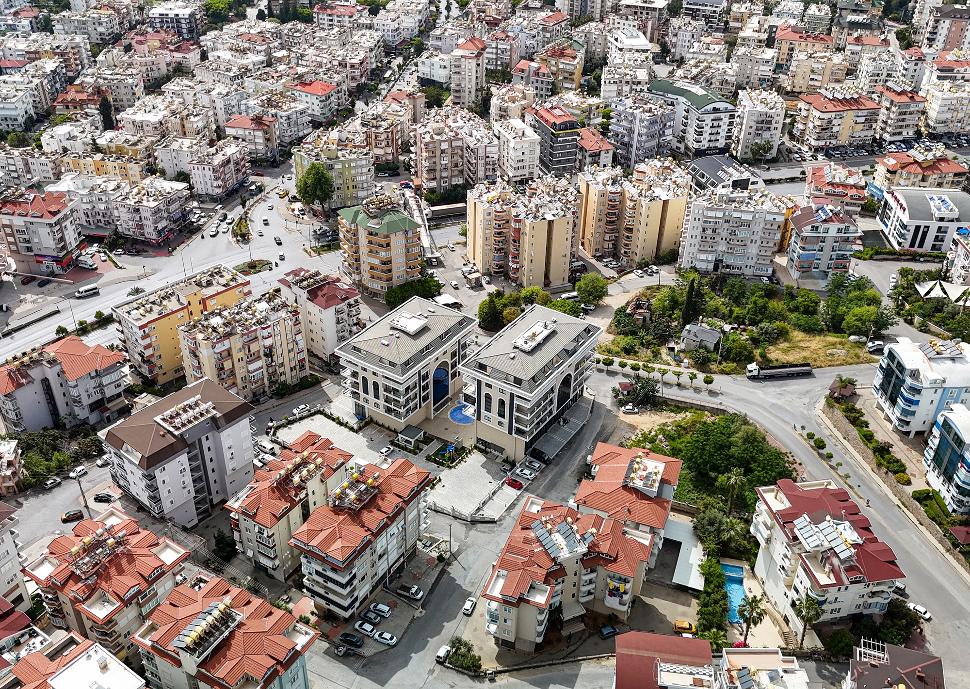 Luxuriöse 3+1 Wohnung mit Bergblick im Zentrum von Alanya