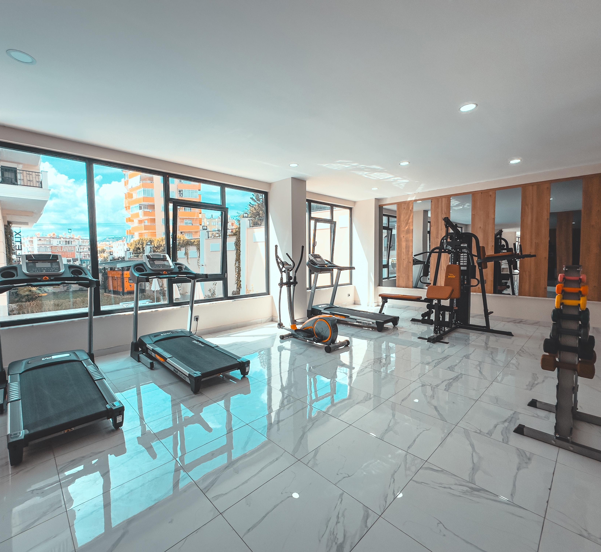 Luxuriöse 3+1 Wohnung mit Bergblick im Zentrum von Alanya