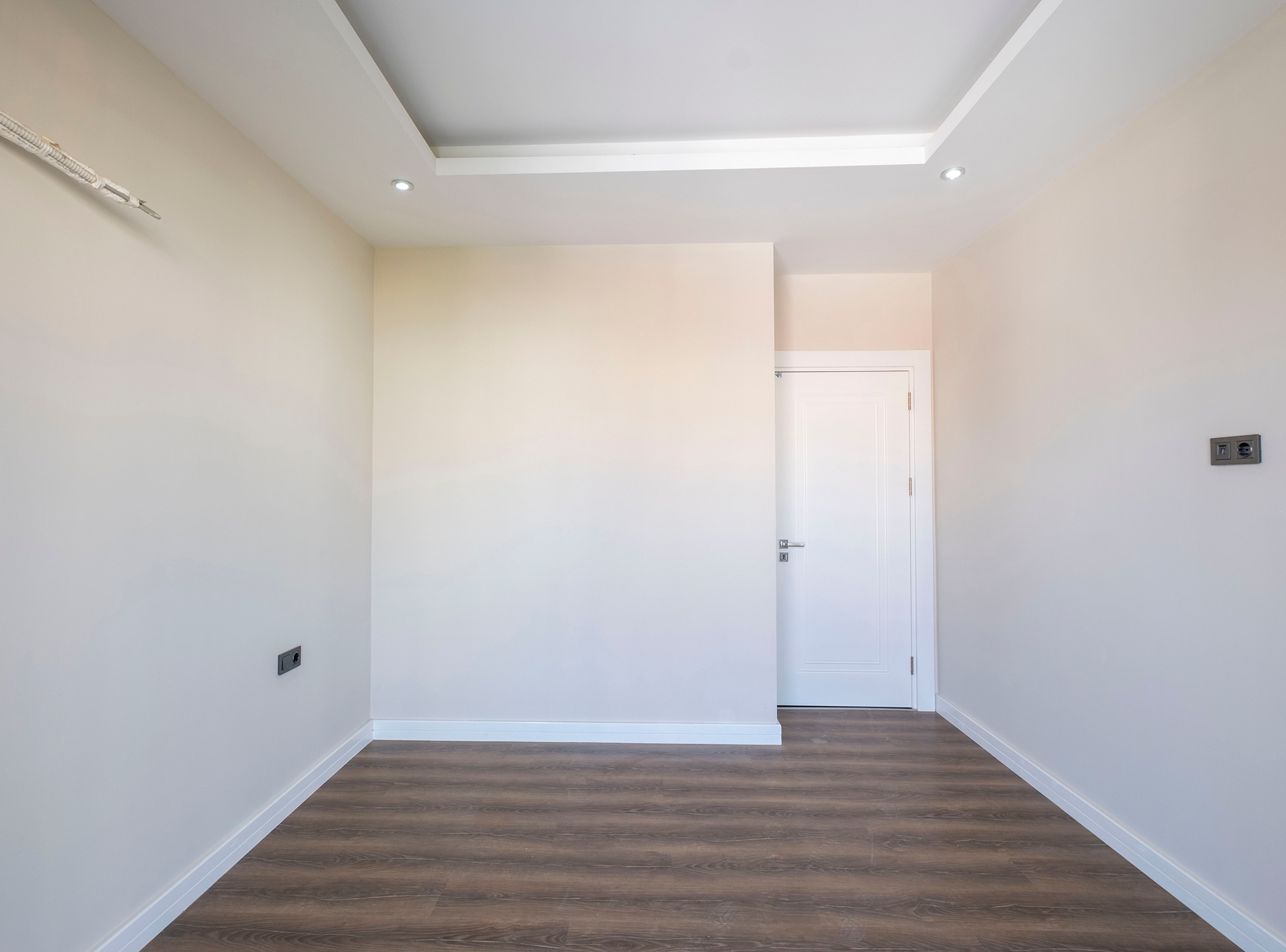 Luxuriöse 3+1 Wohnung mit Bergblick im Zentrum von Alanya