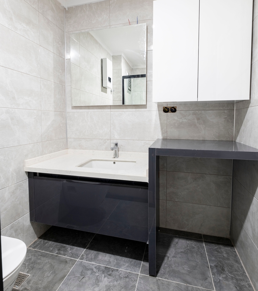 Luxuriöse 3+1 Wohnung mit Bergblick im Zentrum von Alanya