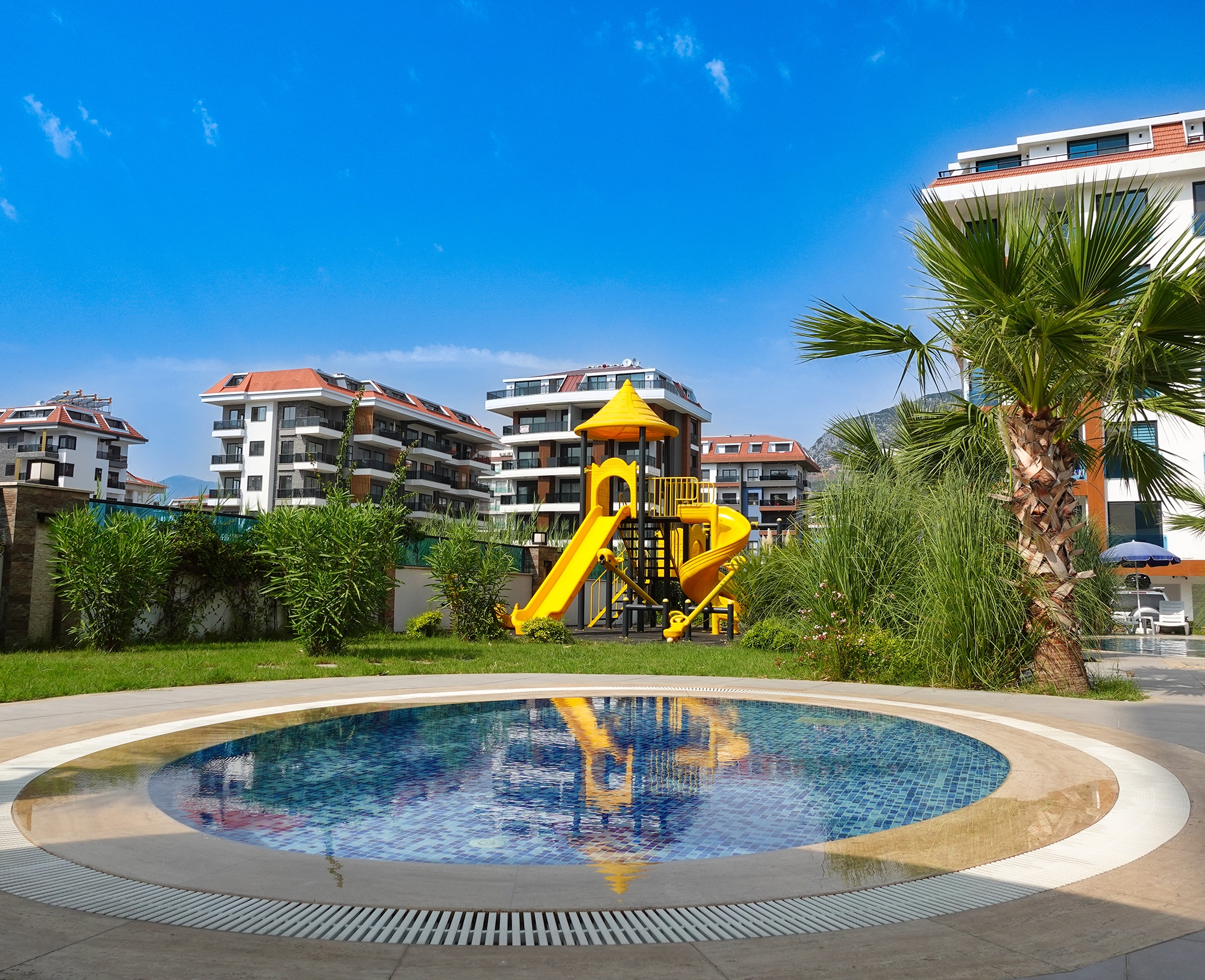 Ylellinen 2+1 huoneisto meri- ja vuorinäköalalla, Alanya - Kestel