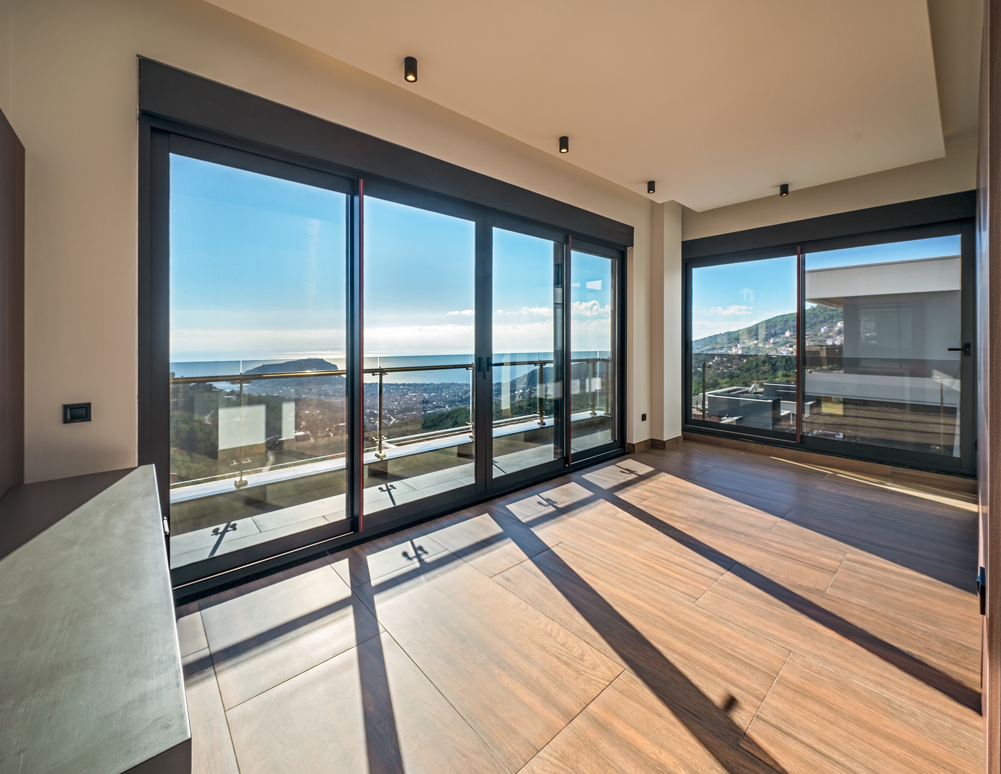 Luxus 5+1 Villa mit atemberaubendem Blick in Alanya, Bektaş