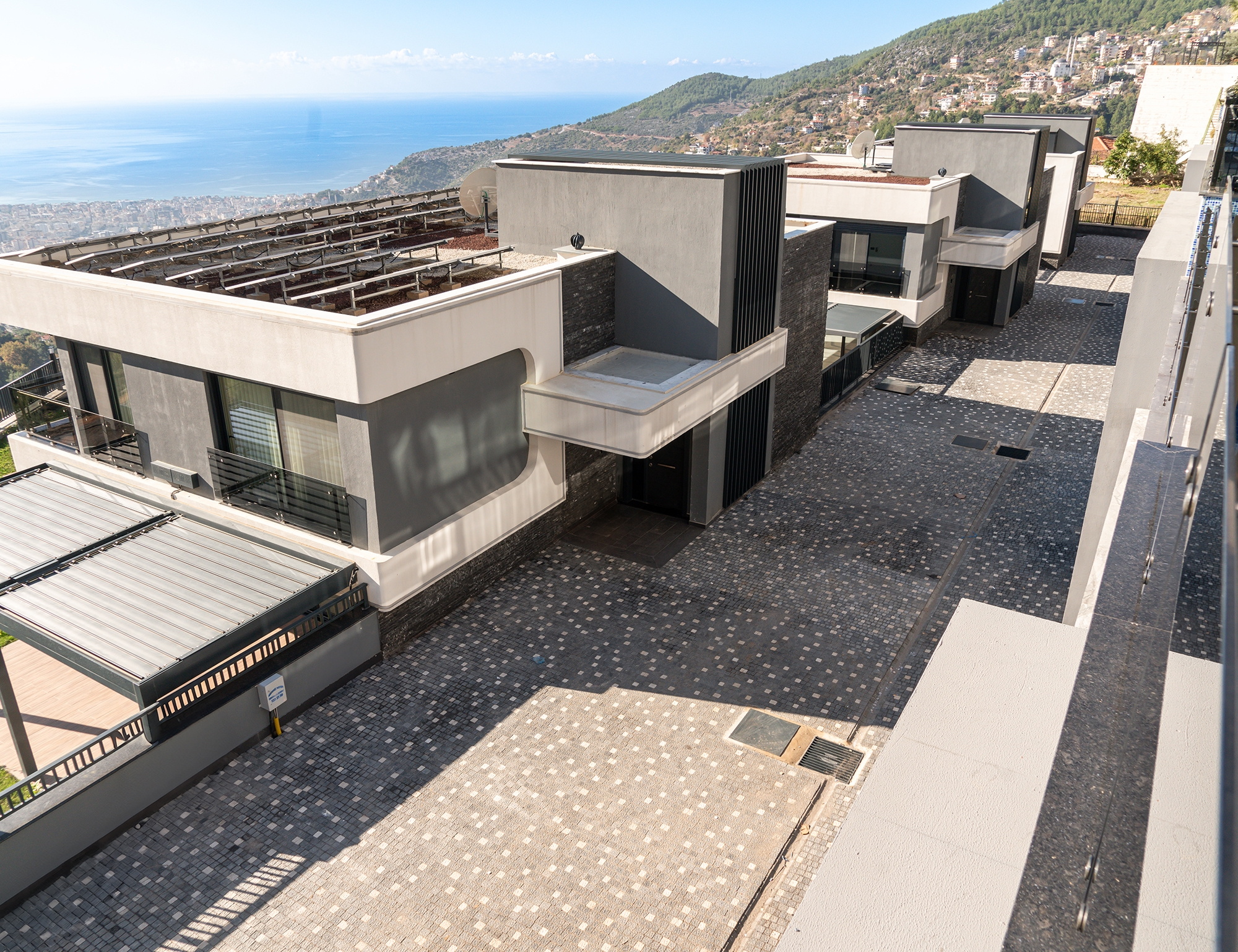 Luxus 5+1 Villa mit atemberaubendem Blick in Alanya, Bektaş