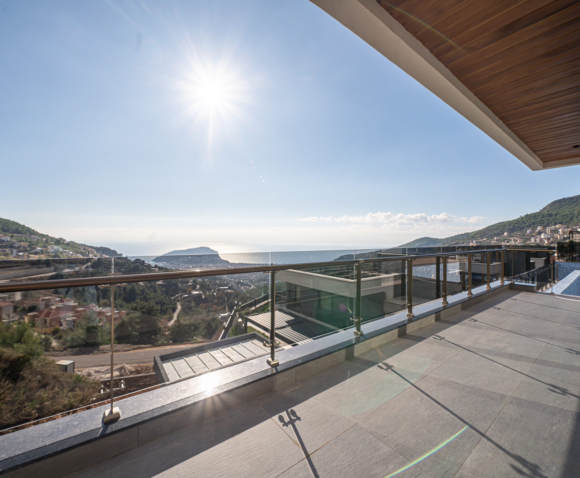 Luxus 5+1 Villa mit atemberaubendem Blick in Alanya, Bektaş