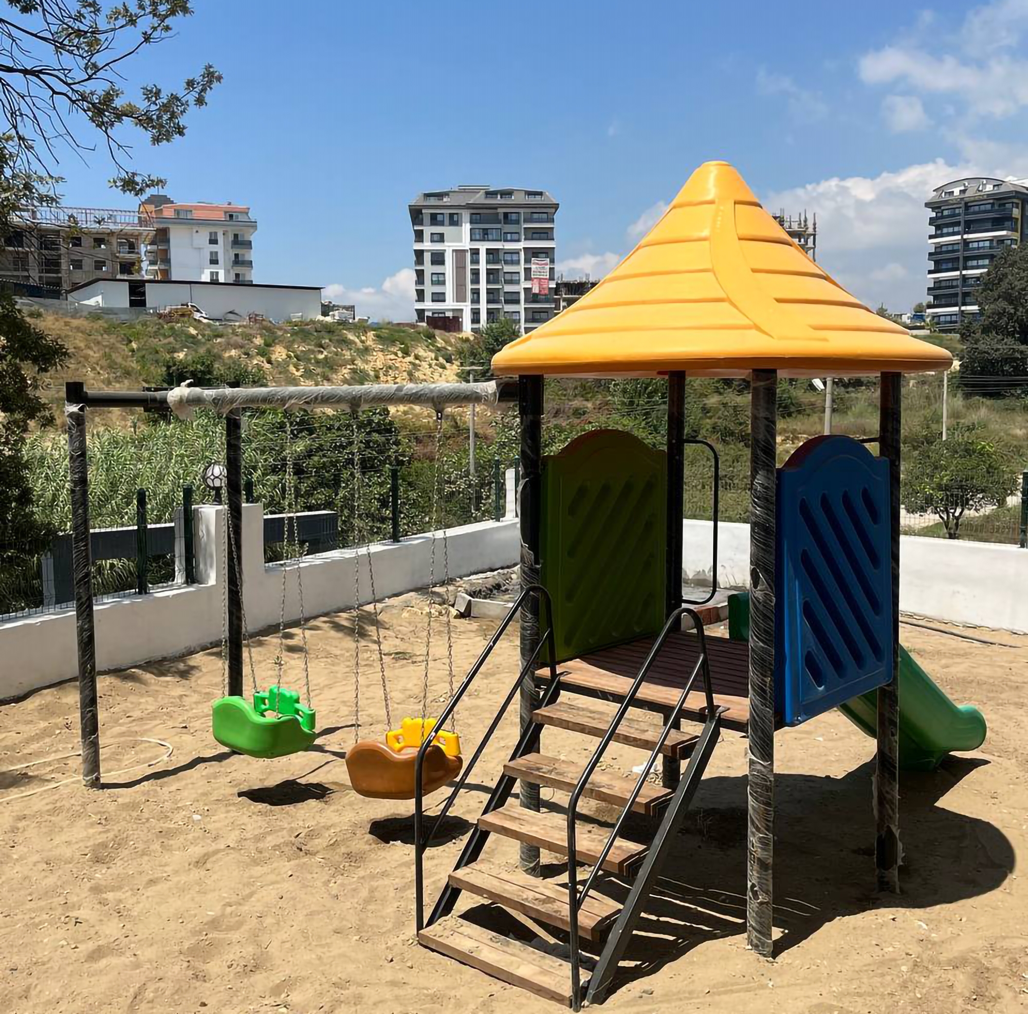 Ylellinen 1+1 huoneisto meri- ja vuorinäkymillä, Alanya - Avsallar