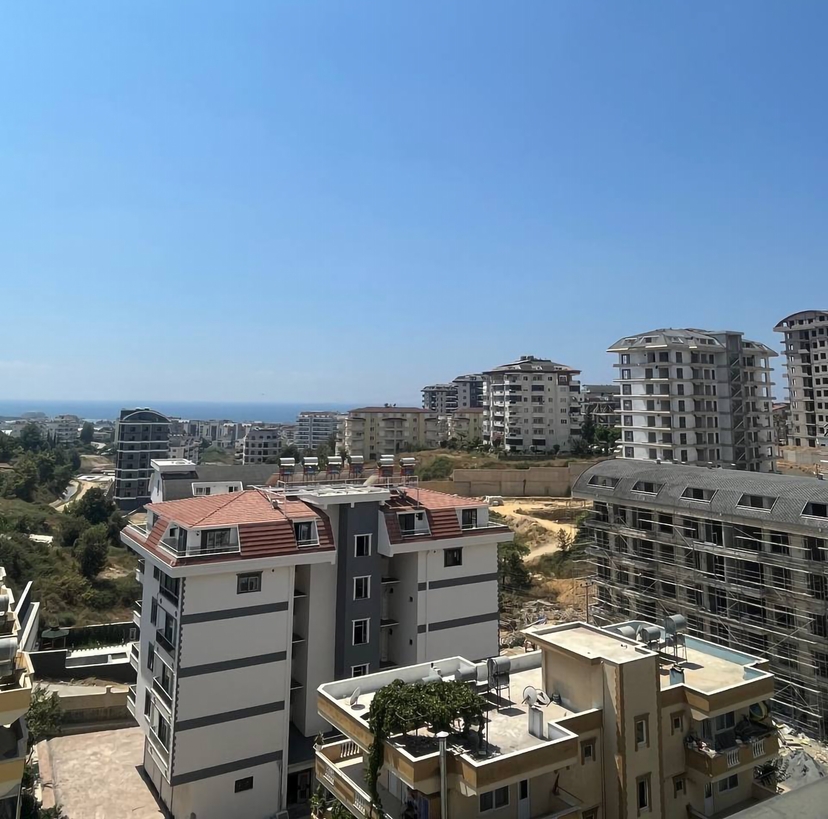 Ylellinen 1+1 huoneisto meri- ja vuorinäkymillä, Alanya - Avsallar