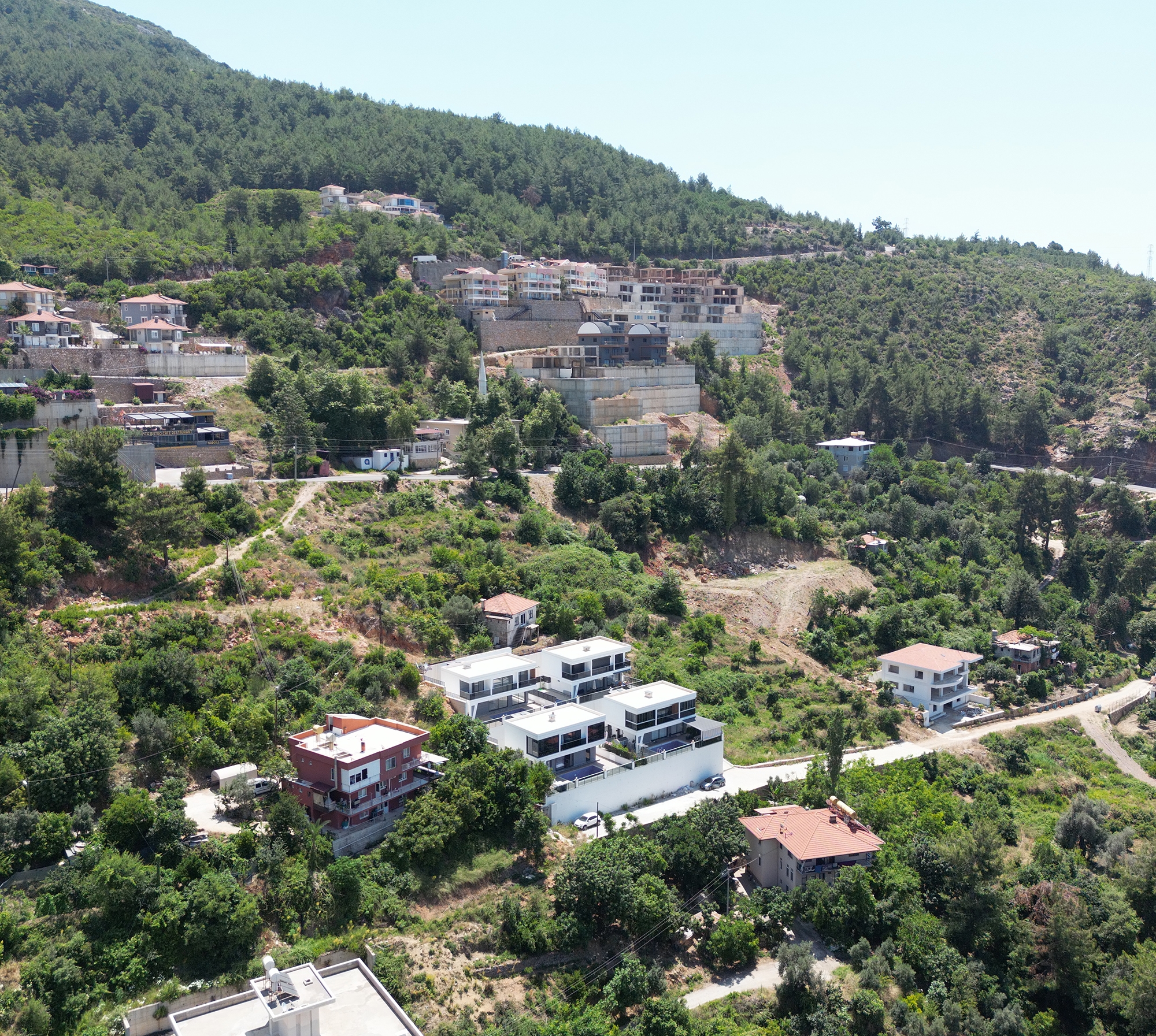 Luksus 3+1 Villa med Spektakulær Udsigt i Alanya, Bektas