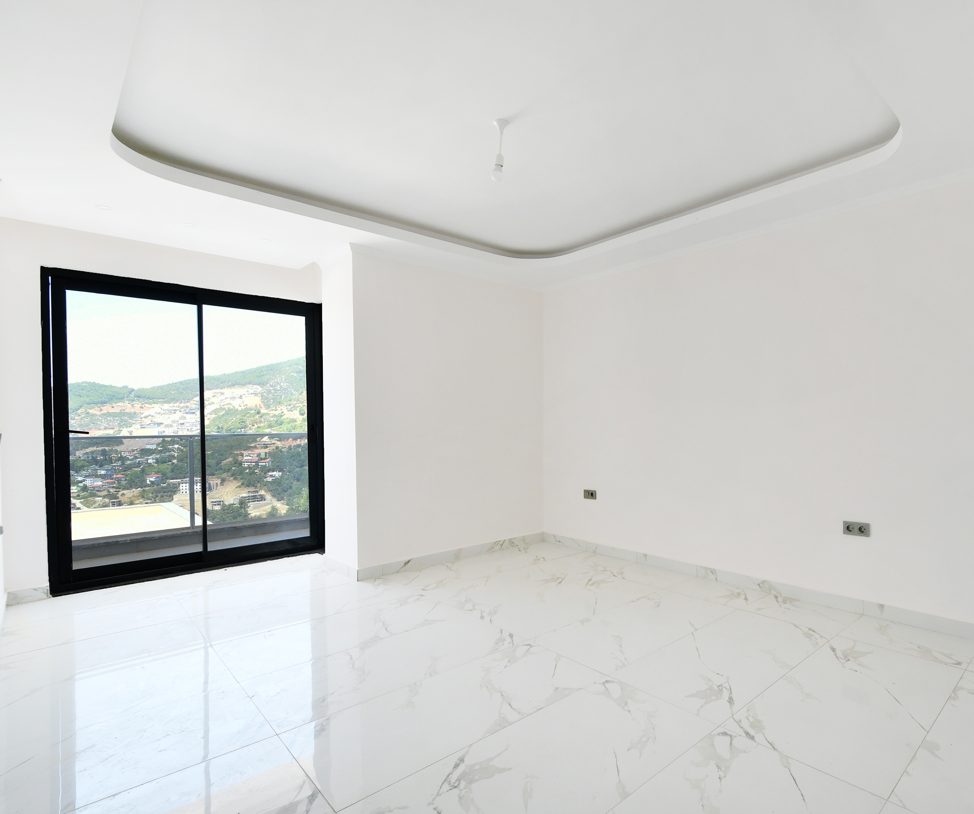 Luksus 3+1 Villa med Spektakulær Udsigt i Alanya, Bektas