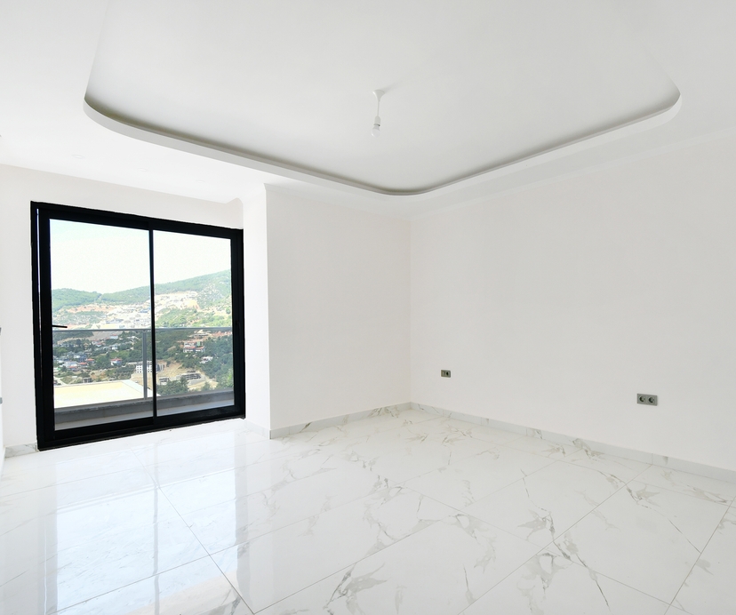 Luksus 3+1 Villa med Spektakulær Udsigt i Alanya, Bektas