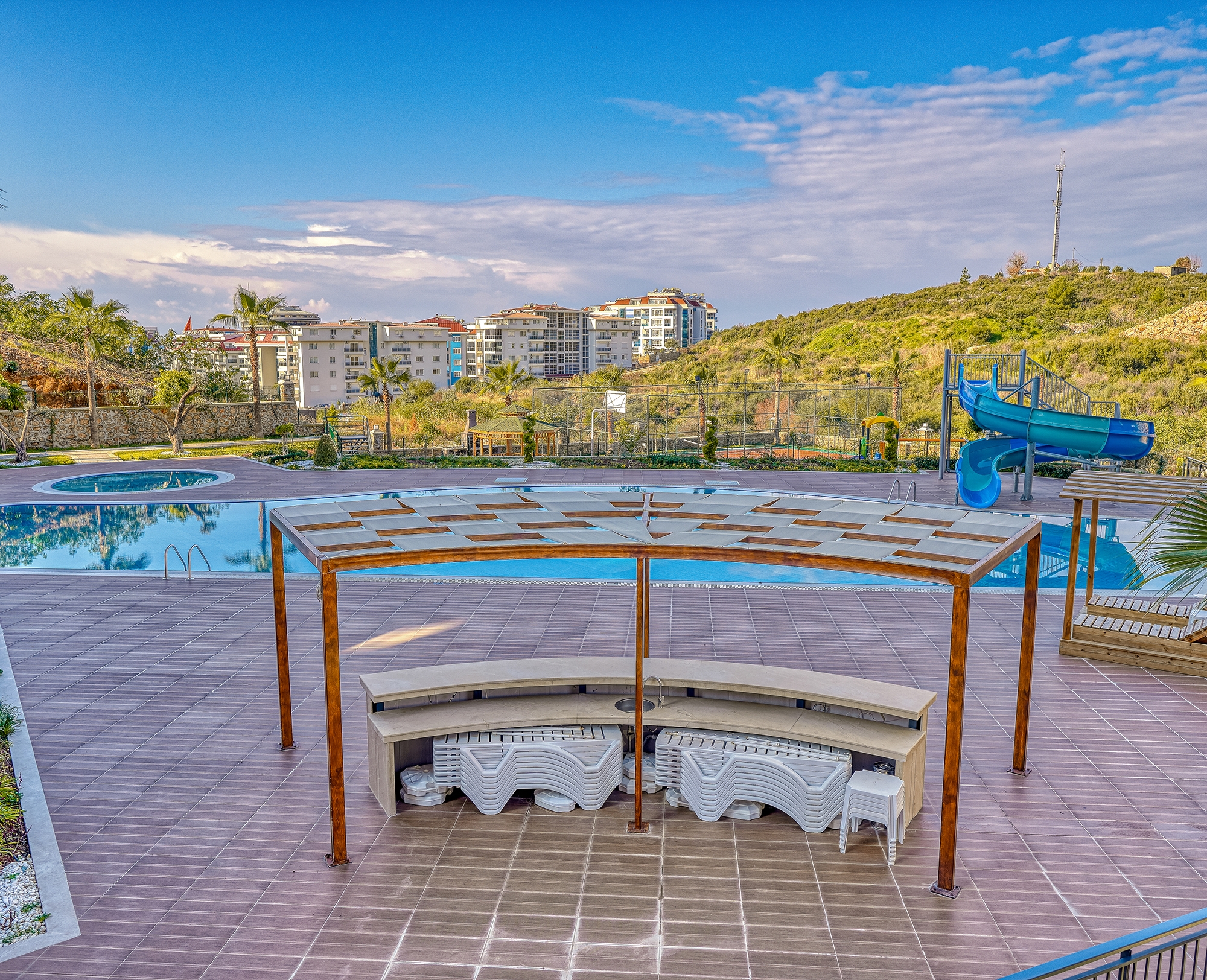 Luxuriöses 1+1 Apartment mit Meerblick und Bergblick, Alanya - Kestel